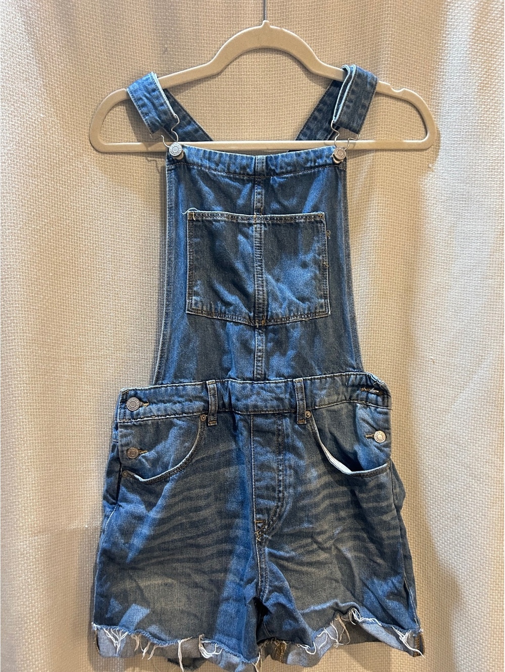 H&M size 4 Jean Overall shorts